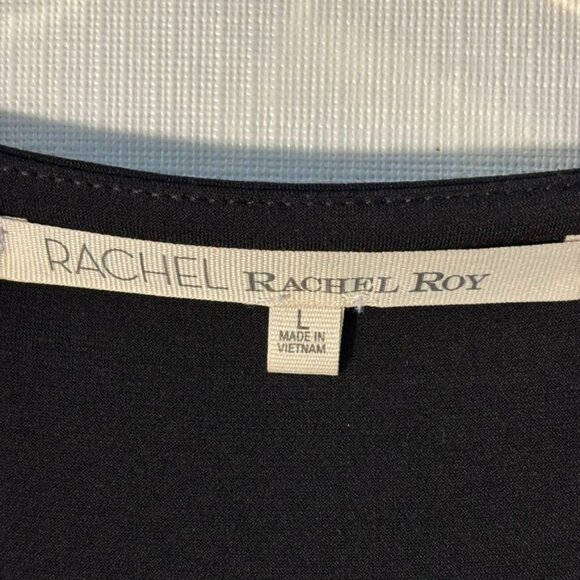 Black Long-Sleeve Wrap Dress With Front Zipper Detail - Picture 9 of 12